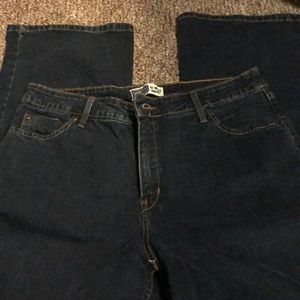 Dark Levi’s Bootcut